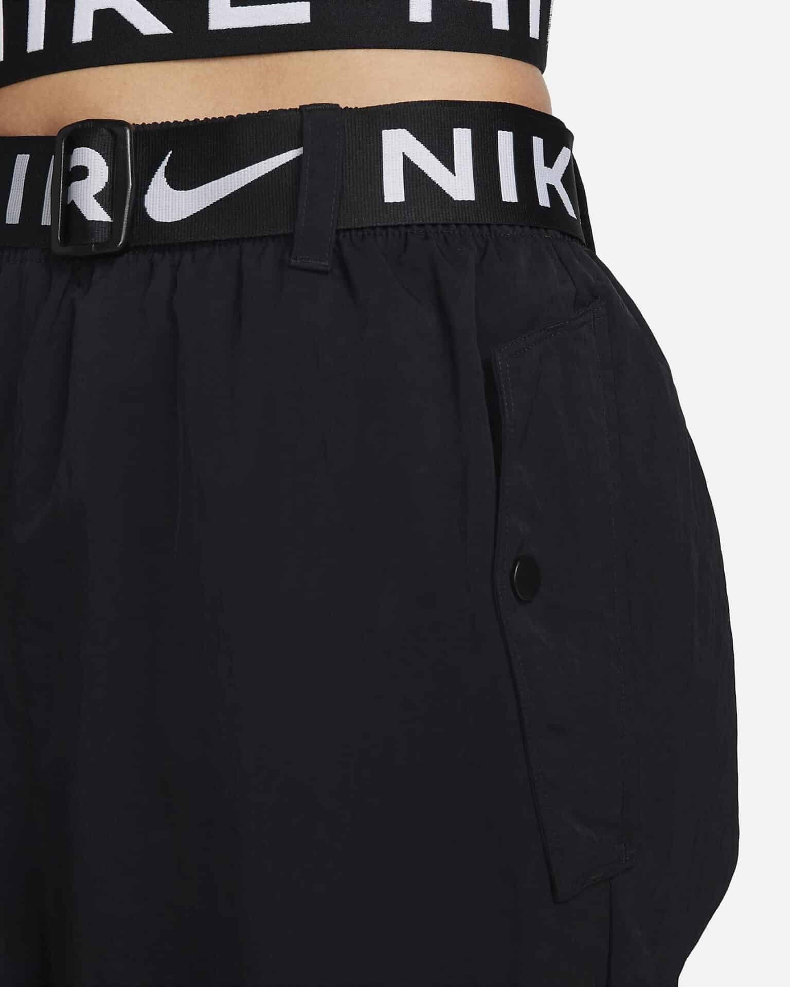 Nike Sportswear Air Women's High-Waisted Woven Trousers