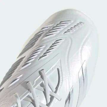 PREDATOR 24 ELITE LOW FIRM GROUND CLEATS - Image 4