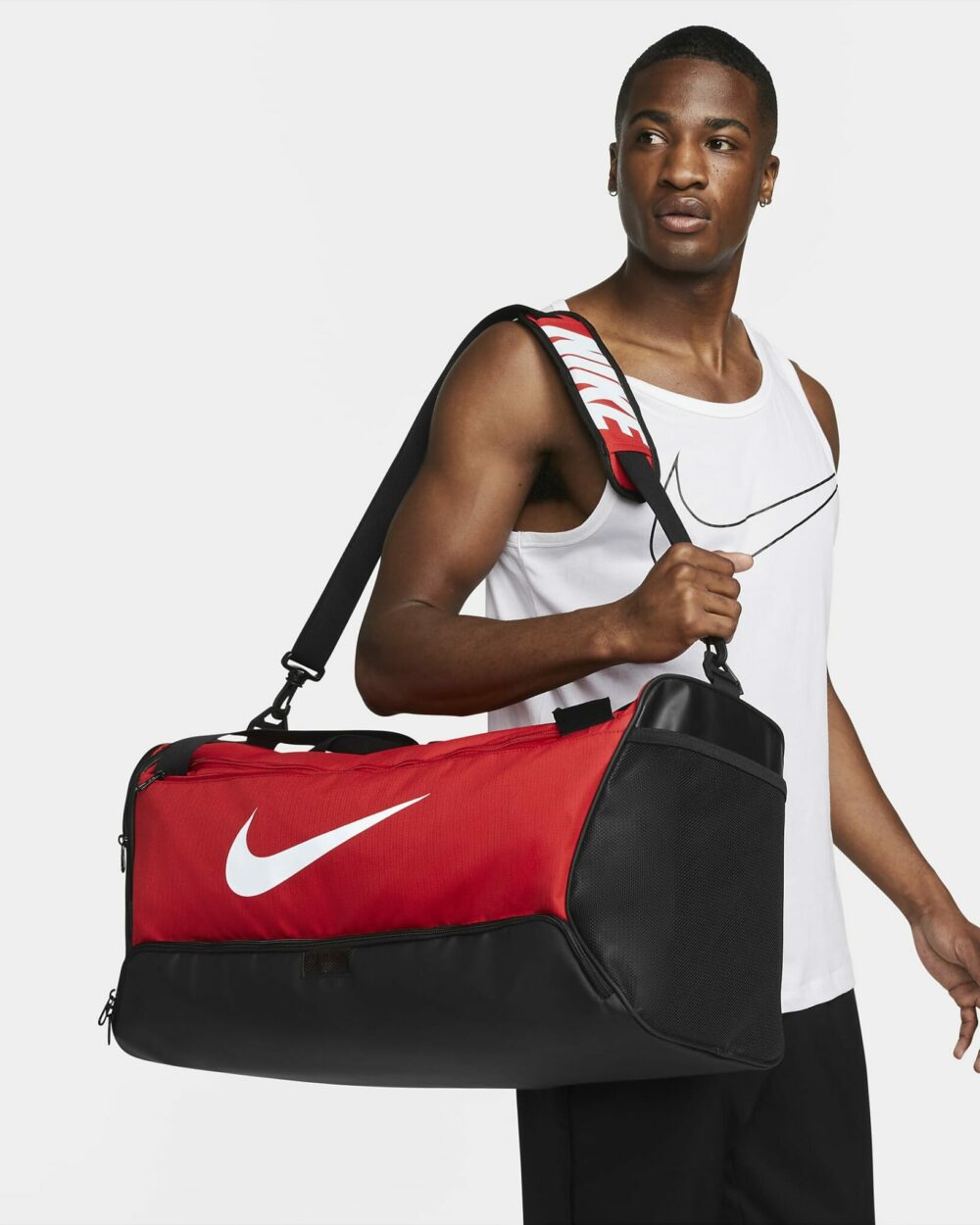 Nike Brasilia 9.5 Training Duffel Bag (Medium, 60L) taska rauð