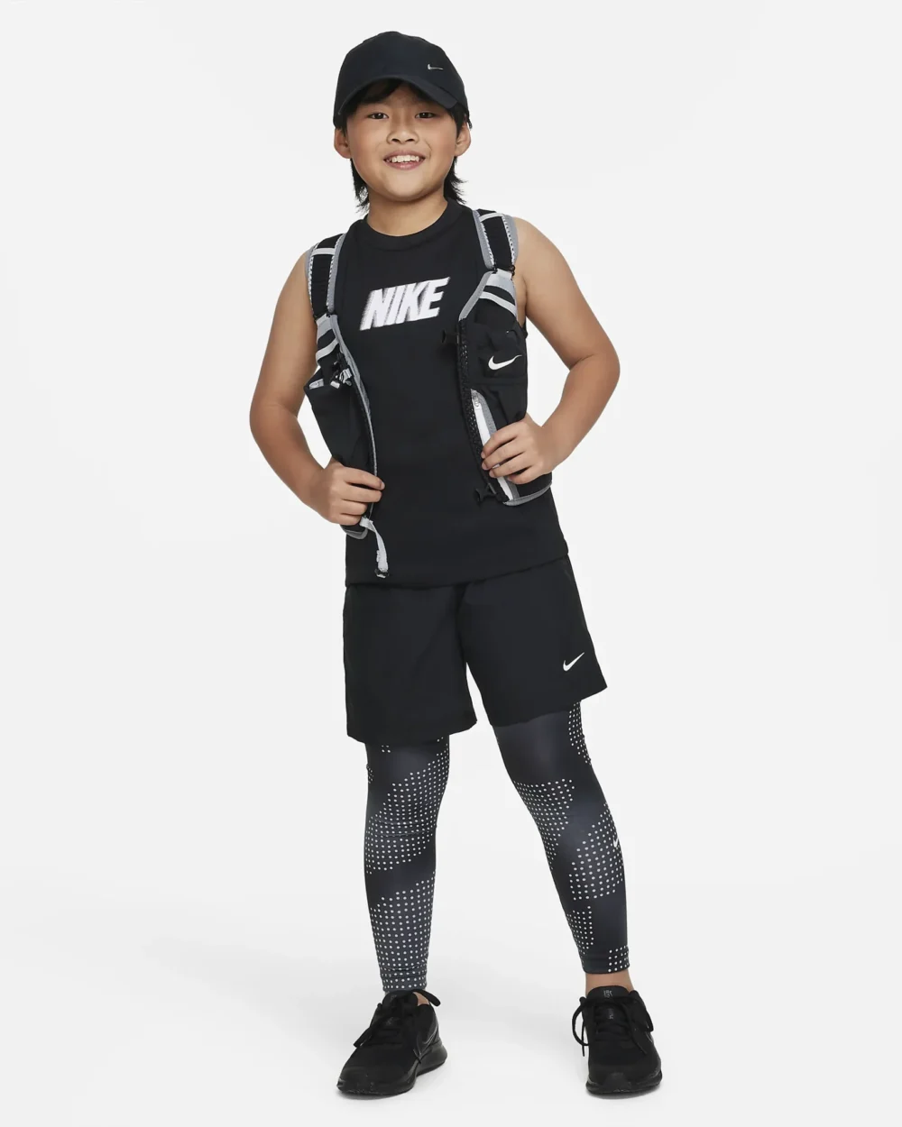 Nike Dri-FIT Multi+ Older Kids' (Boys') Sleeveless Training Top - Image 4