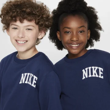 Nike Sportswear Club Big Kids' French Terry Crew-Neck Sweatshirt - Image 5