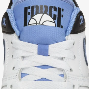 Nike Full Force Low Older Kids' Shoes - Image 2