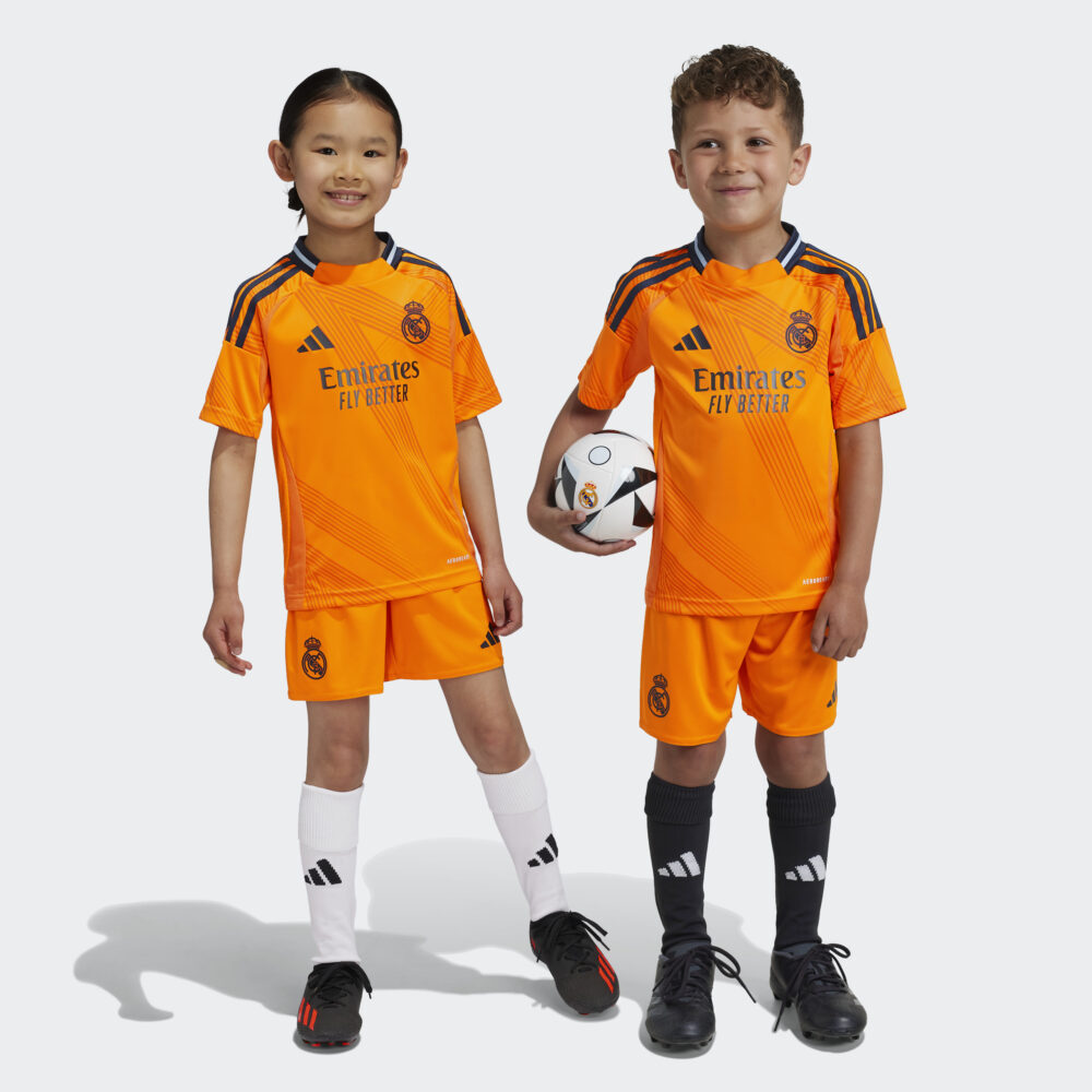 Real Madrid mini kit away - Image 3