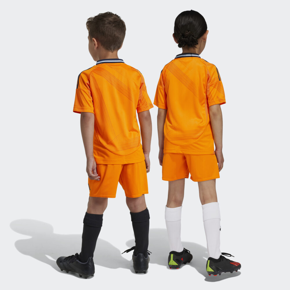 Real Madrid mini kit away - Image 4