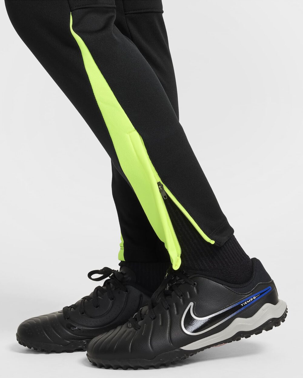 Nike Academy Therma-Fit buxur barna black/volt - Image 2