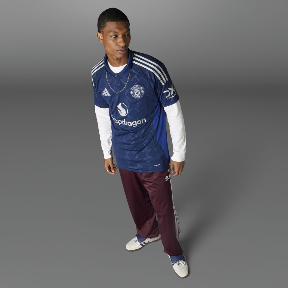 Adidas Manchester United 24/25 Away Jersey - Image 6