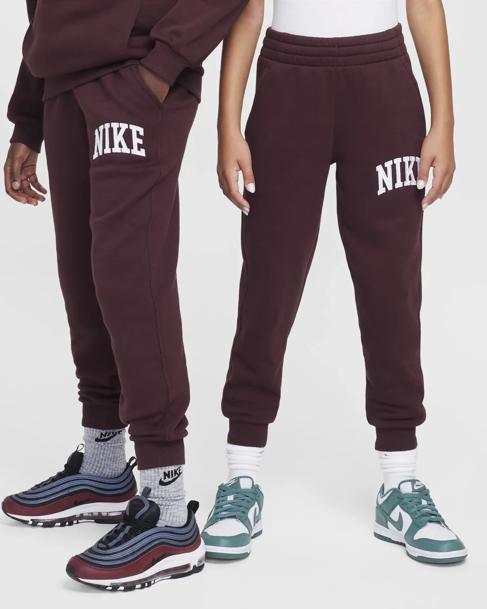 Nike Sportswear Club Fleece Older Kids Joggers