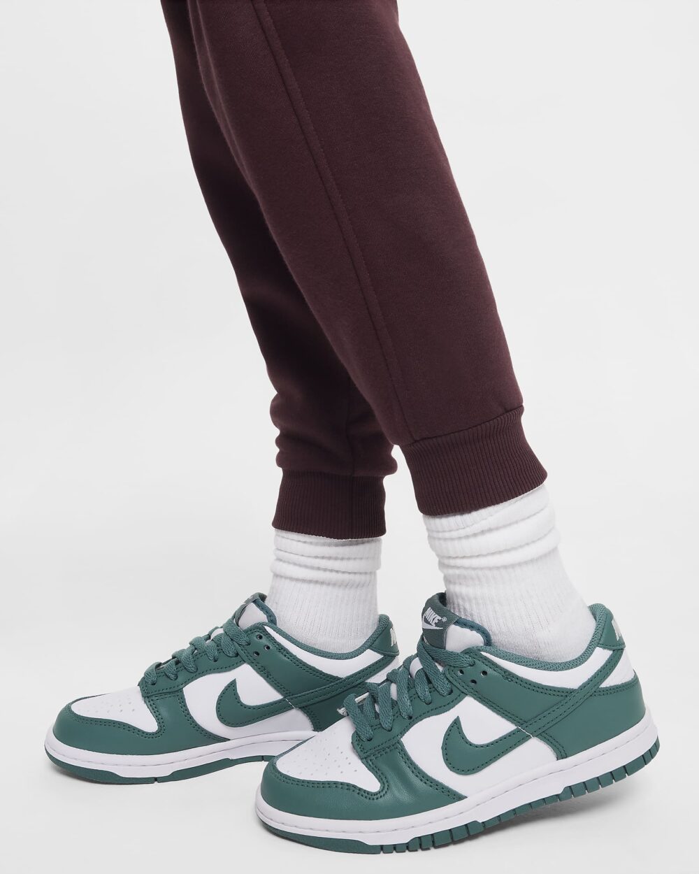 Nike Sportswear Club Fleece Older Kids Joggers - Image 5