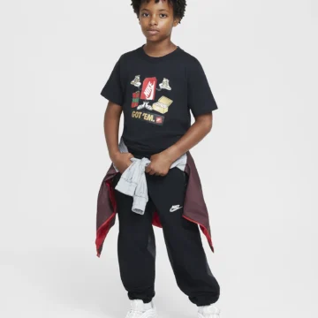 Nike Sportswear Older Kids T-Shirt