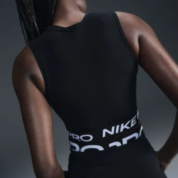 Nike Pro Womens Dri-FIT Cropped Tank Top svartur - Image 6