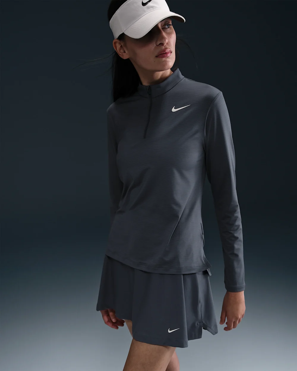 Nike Victory Womens Dri-FIT UV Protection 1/4-Zip Golf Top - Image 2