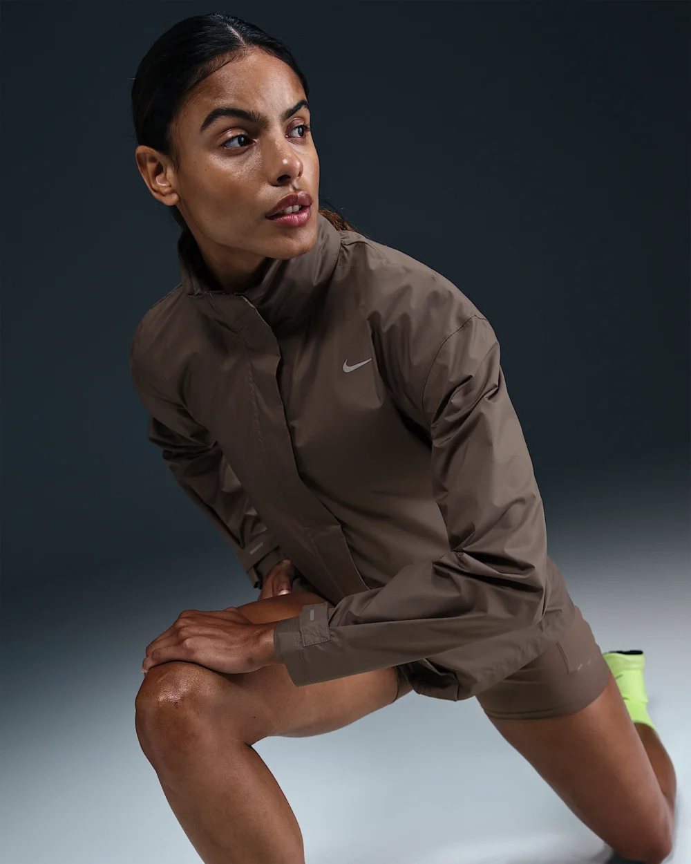 Nike hlaupajakki kvenna Fast Repel Womens Running Jacket - Image 3