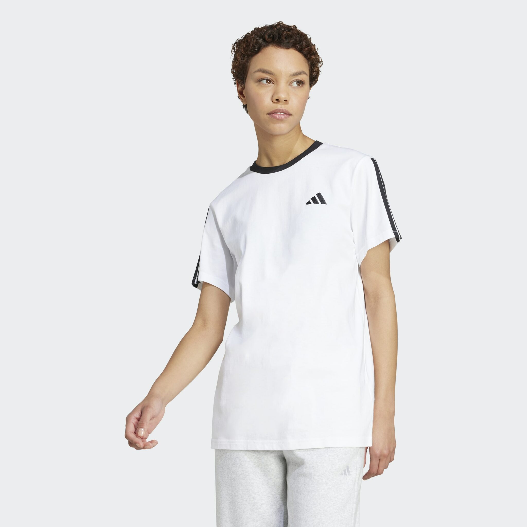 Adidas stuttermabolur kvenna - Image 4