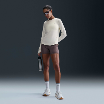 NIKE  Dri-FIT UV Long-Sleeve Crew-Neck Running Top - Image 3