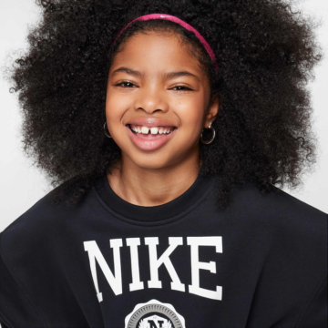 Nike Sportswear Club Girls French Terry Crew-Neck - Image 3