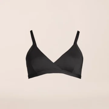 Casall Overlap Bikini Top - Black