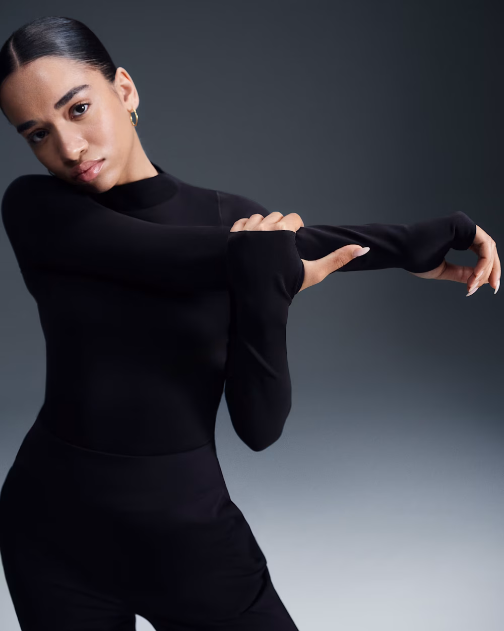 NIKE ZENVY LONGSLEEVED TOP BLACK - Image 4