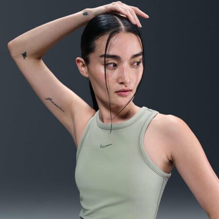 Nike One Fitted Womens Dri-FIT Cropped Tank Top