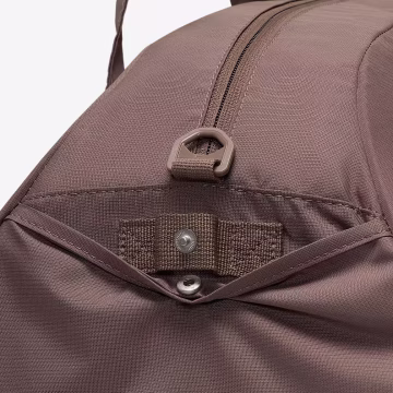 Nike Gym Club Duffel Bag (24L) brown - Image 6