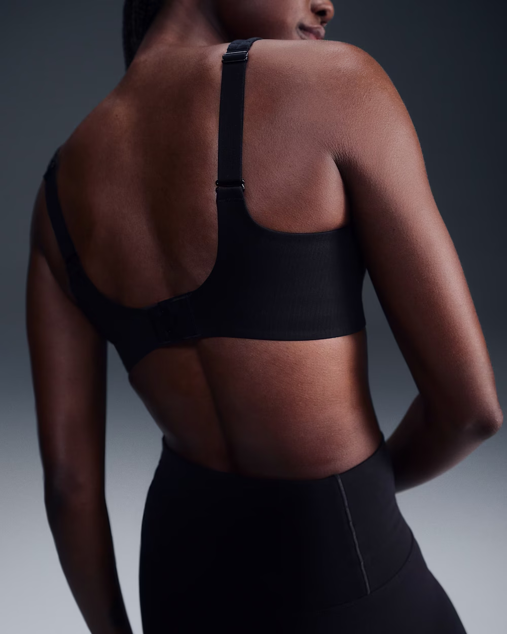 Nike Alate High-Support Womens Padded Convertible Sports Bra - Image 4