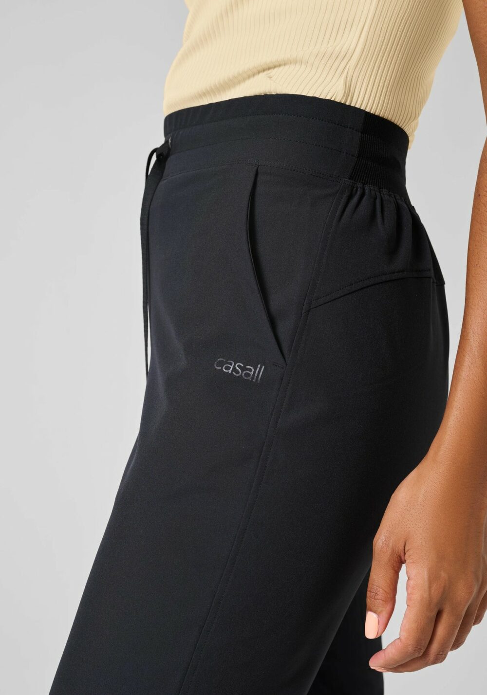 Casall Ease High Waist Woven Pants - Image 4