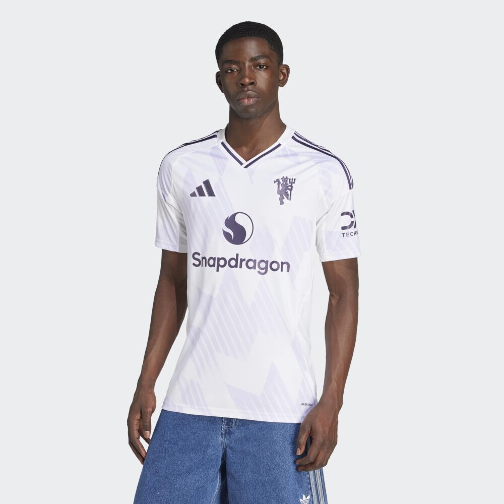 Manchester United 25/26 away