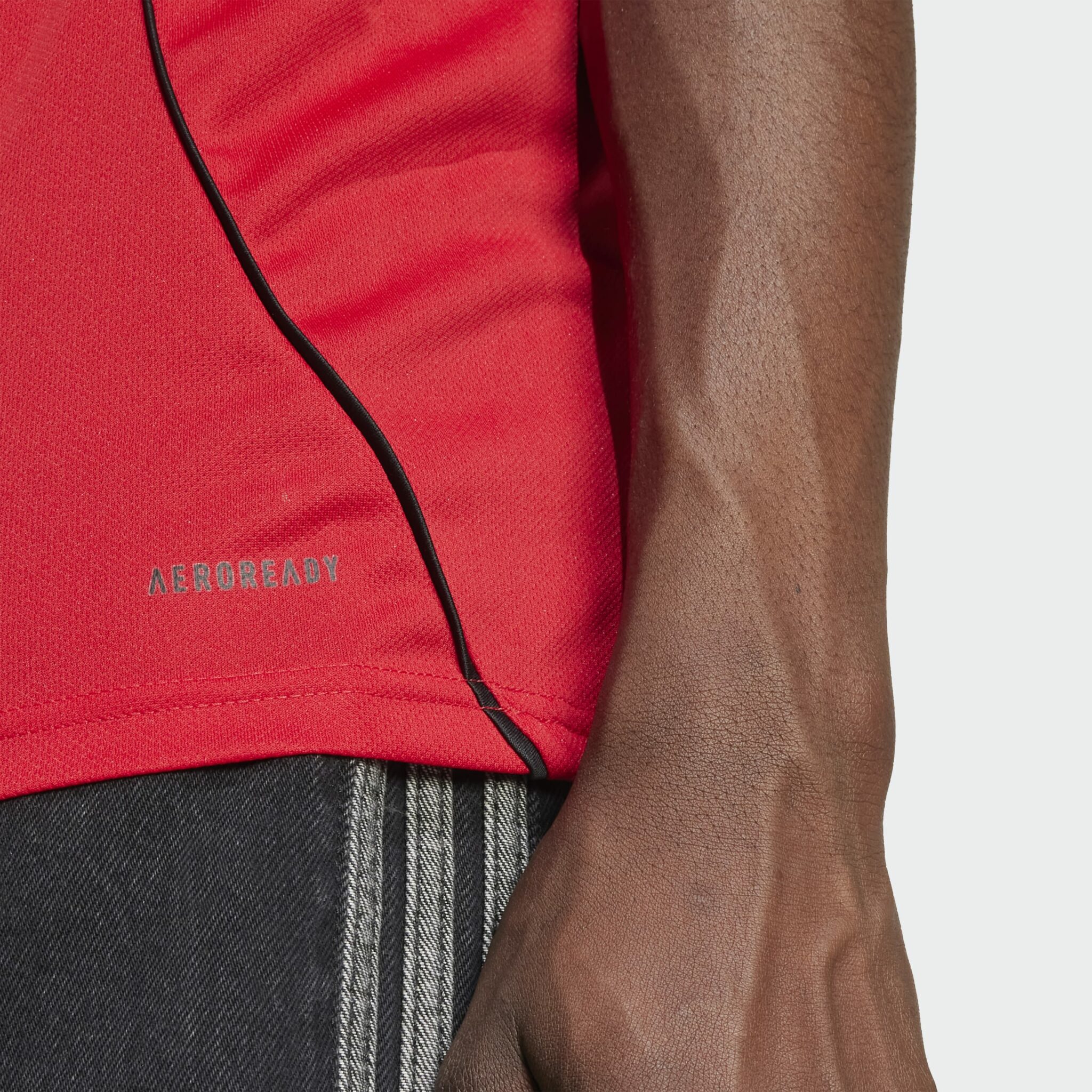 Manchester United 25/26 Home Jersey Adult HERRA - Image 9