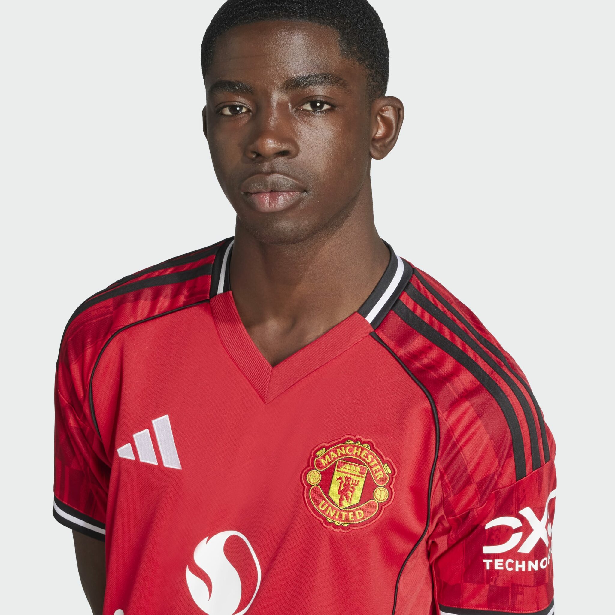 Manchester United 25/26 Home Jersey Adult HERRA - Image 10