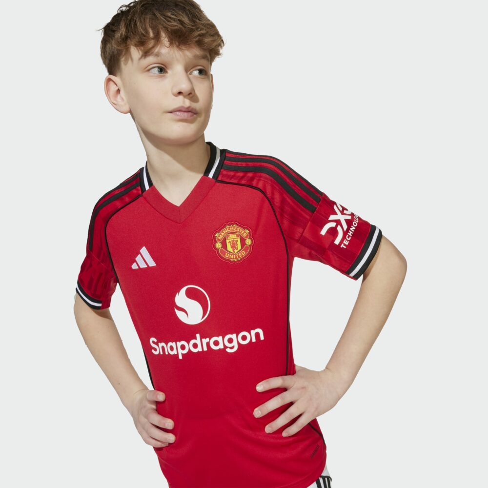 Manchester United 25/26 Home Jersey Kids - Image 2
