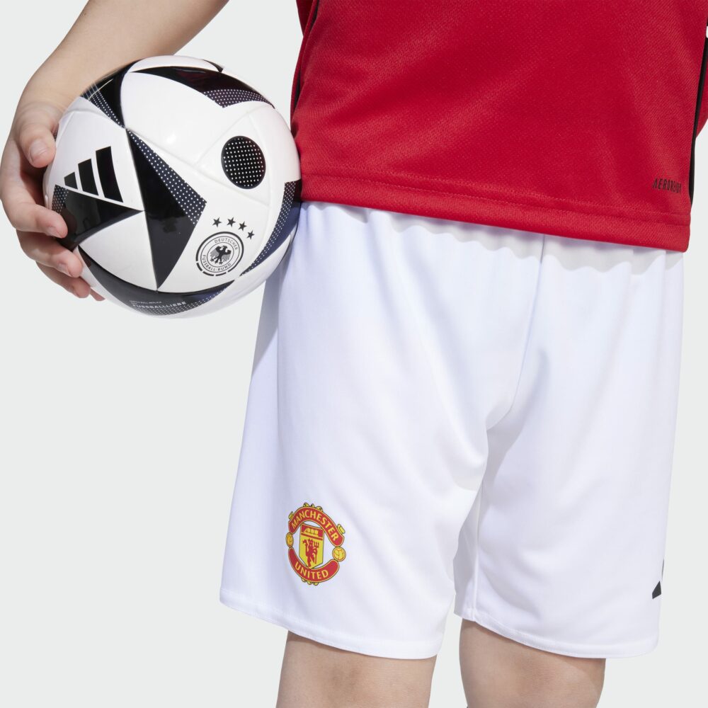 Manchester United 25/26 Home Mini Kit Kids - Image 3