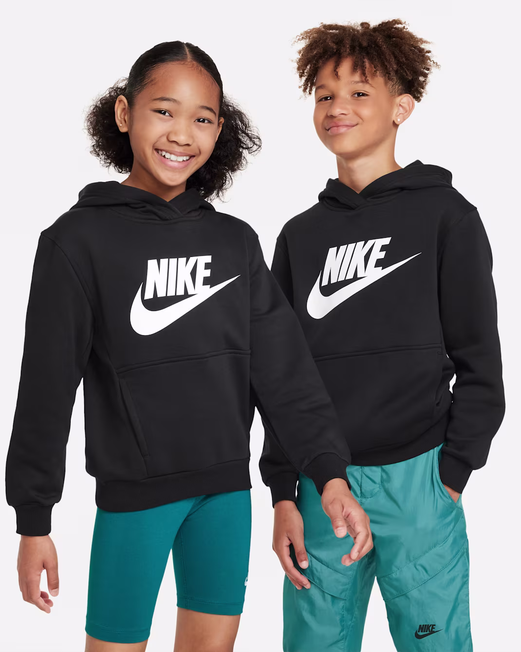 Nike Sportswear Club Fleece barna hettupeysa