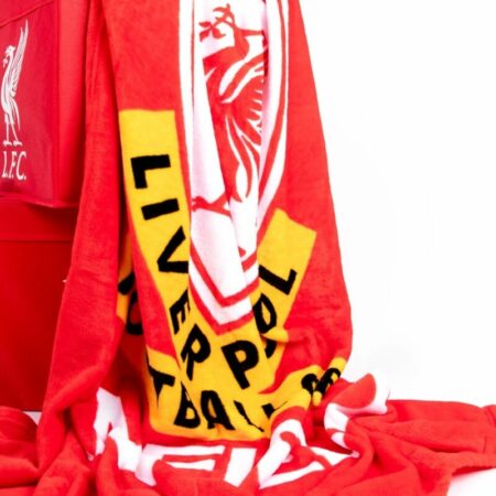 LIVERPOOL FLÍSTEPPI RAUTT/HVÍTT