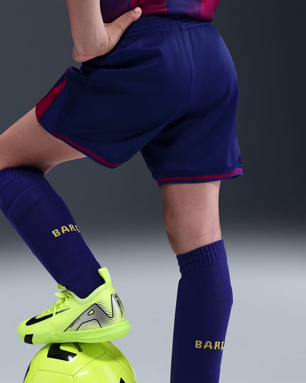 NIKE FC BARCELONA HOME MINI KIT 25/26 - Image 3