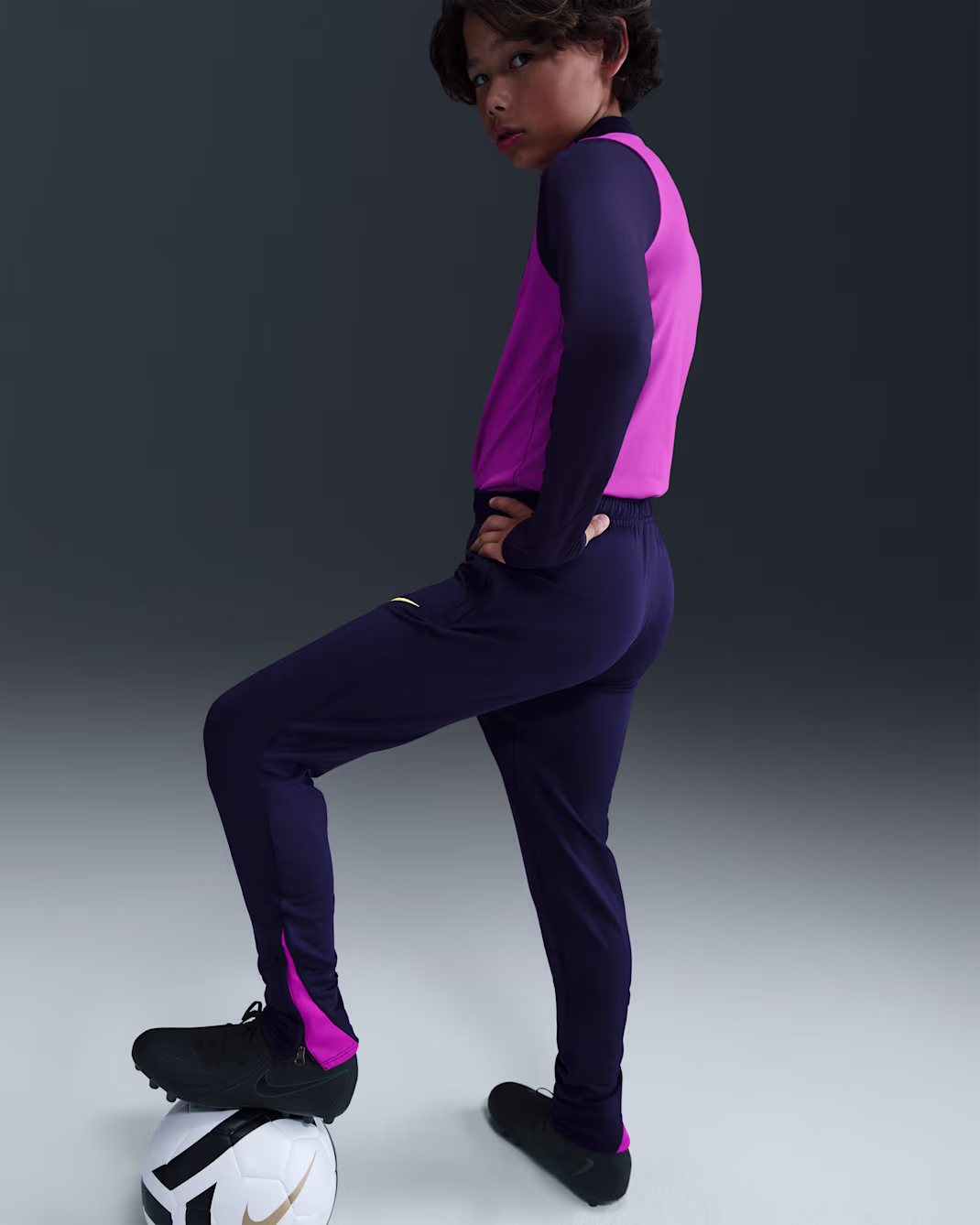 NIKE F.C. Barcelona Strike Older Kids Nike Dri-FIT Football Knit Pants - Image 4