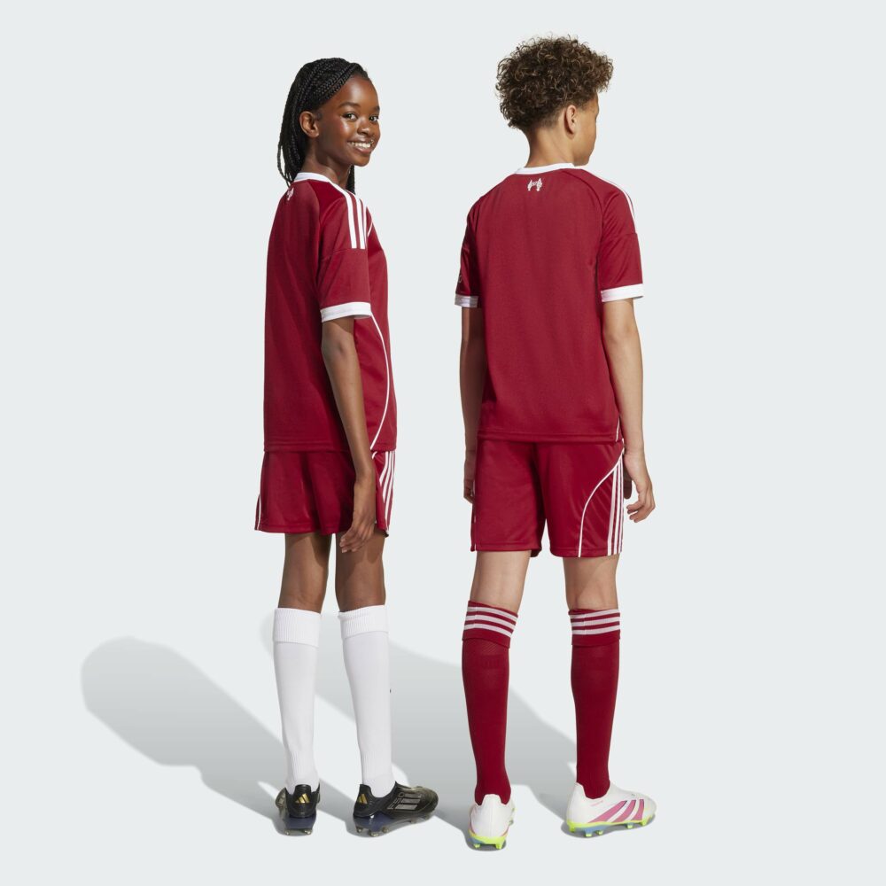 ADIDAS LIVERPOOL HOME 25/26 BARNASTUTTBUXUR - Image 7