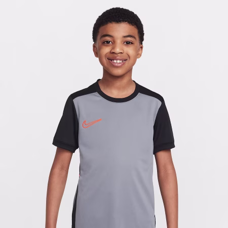 Nike Academy Older Kids Dri-FIT Football Top Barnabolur