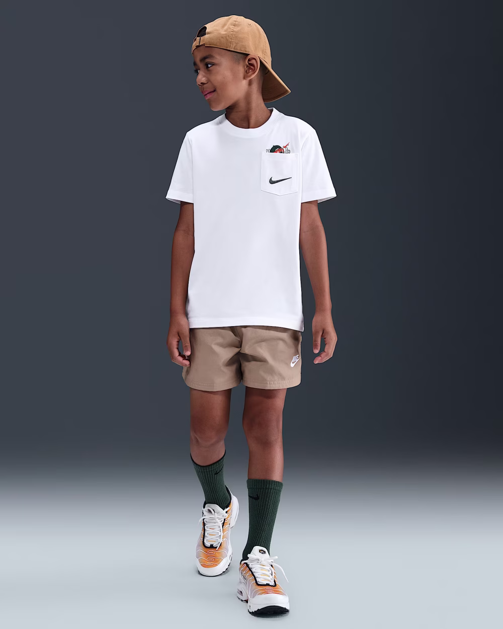 Nike Sportswear Older Kids T-Shirt - Image 2