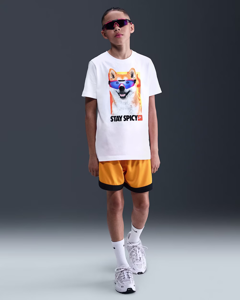 NIKE BOLUR BARNA - HUNDUR - Image 2