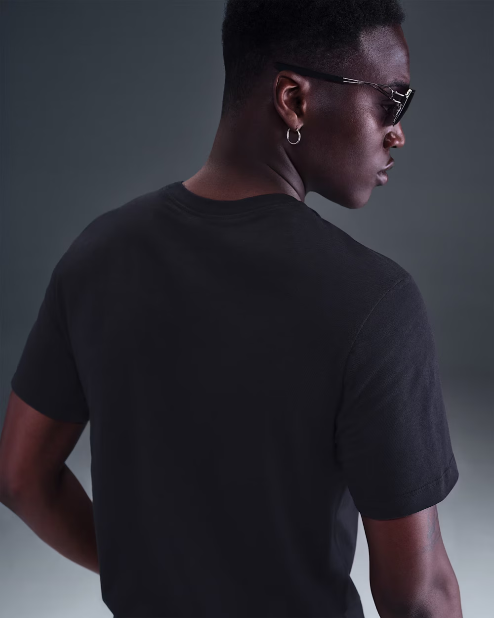 Nike Sportswear Mens T-Shirt - Image 2