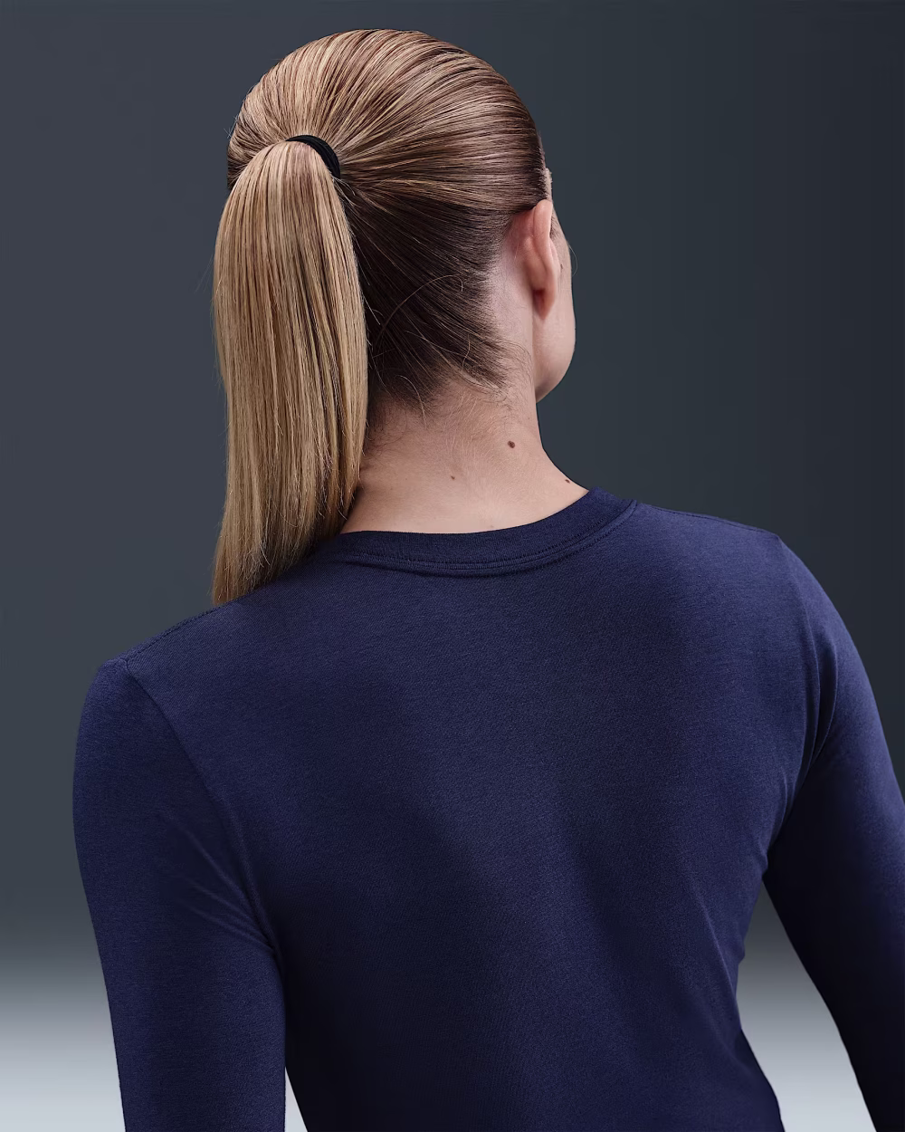 Nike Sportswear Chill Knit Womens Slim Long-Sleeve Cropped Top - Image 5