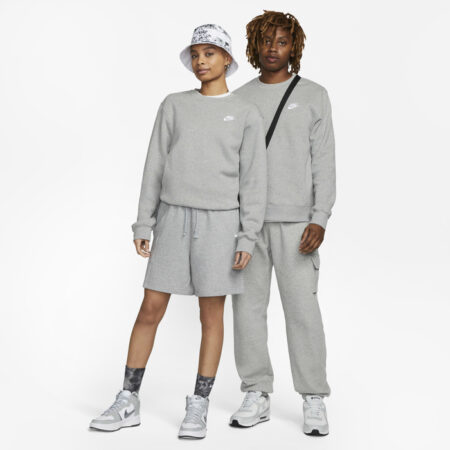 Nike Club KK Peysa Crew Grátt