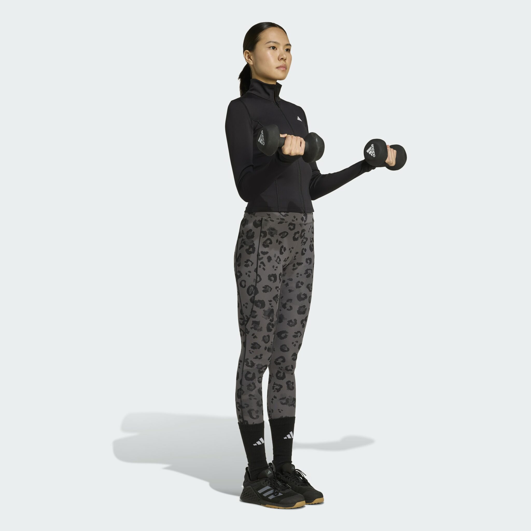 Adidas Rennd Peysa Kvenna Svört - Image 2