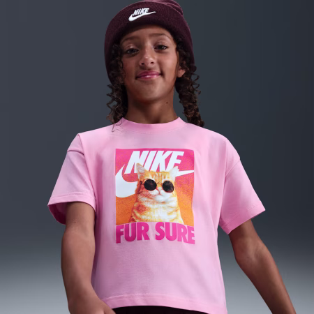 Nike Sportswear Big Kids barna stuttermabolur