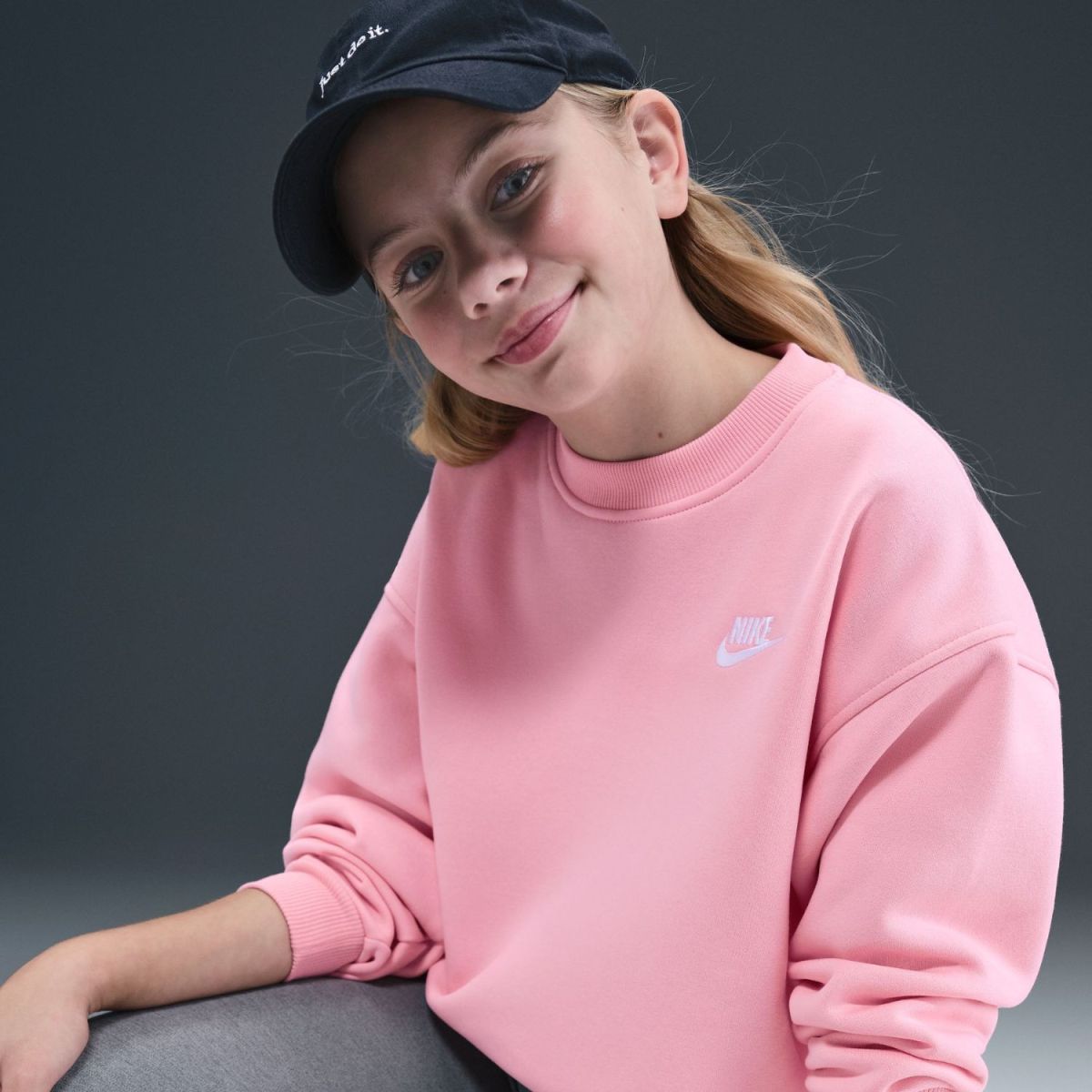 Nike Sportswear Club Fleece Big Kids Oversized Sweatshirt
