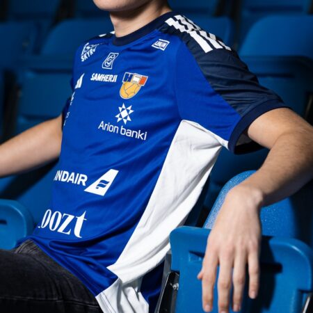 HSÍ BARNASTÆRÐ HANDBOLTATREYJA ADIDAS*