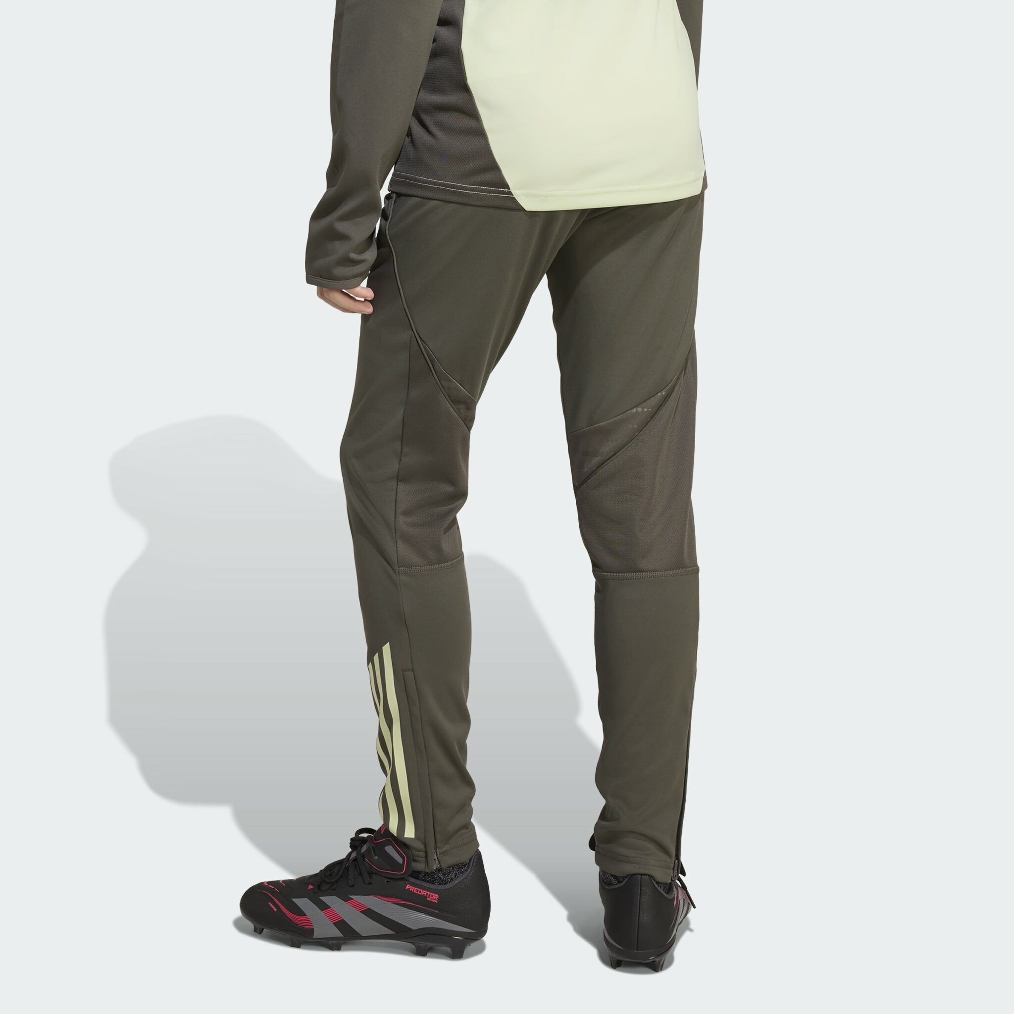 Adidas Real Madrid Training Pants Barna - Image 3