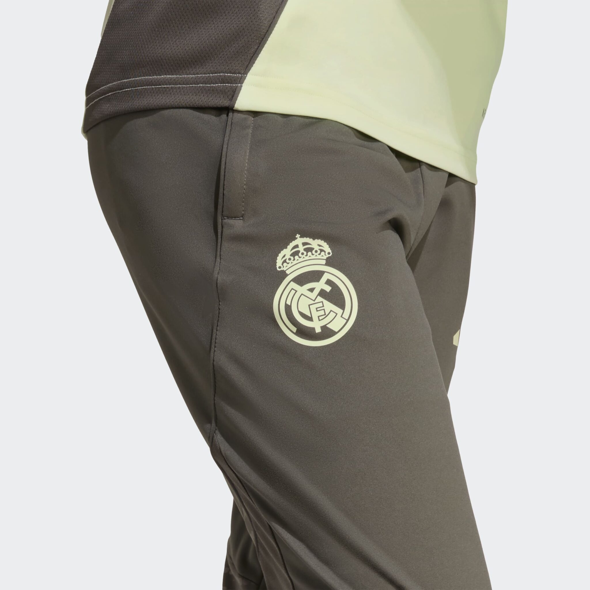 Adidas Real Madrid Training Pants Barna - Image 5