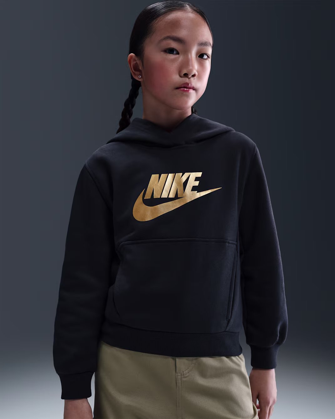 Nike Sportswear Club Fleece barna hettupeysa m/gulli