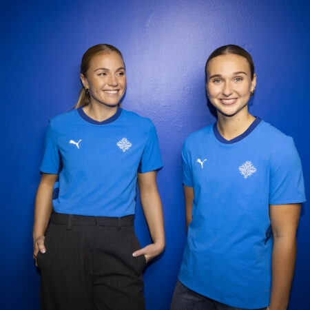 KSÍ Landsliðstreyja Puma 26/28 barnastærð