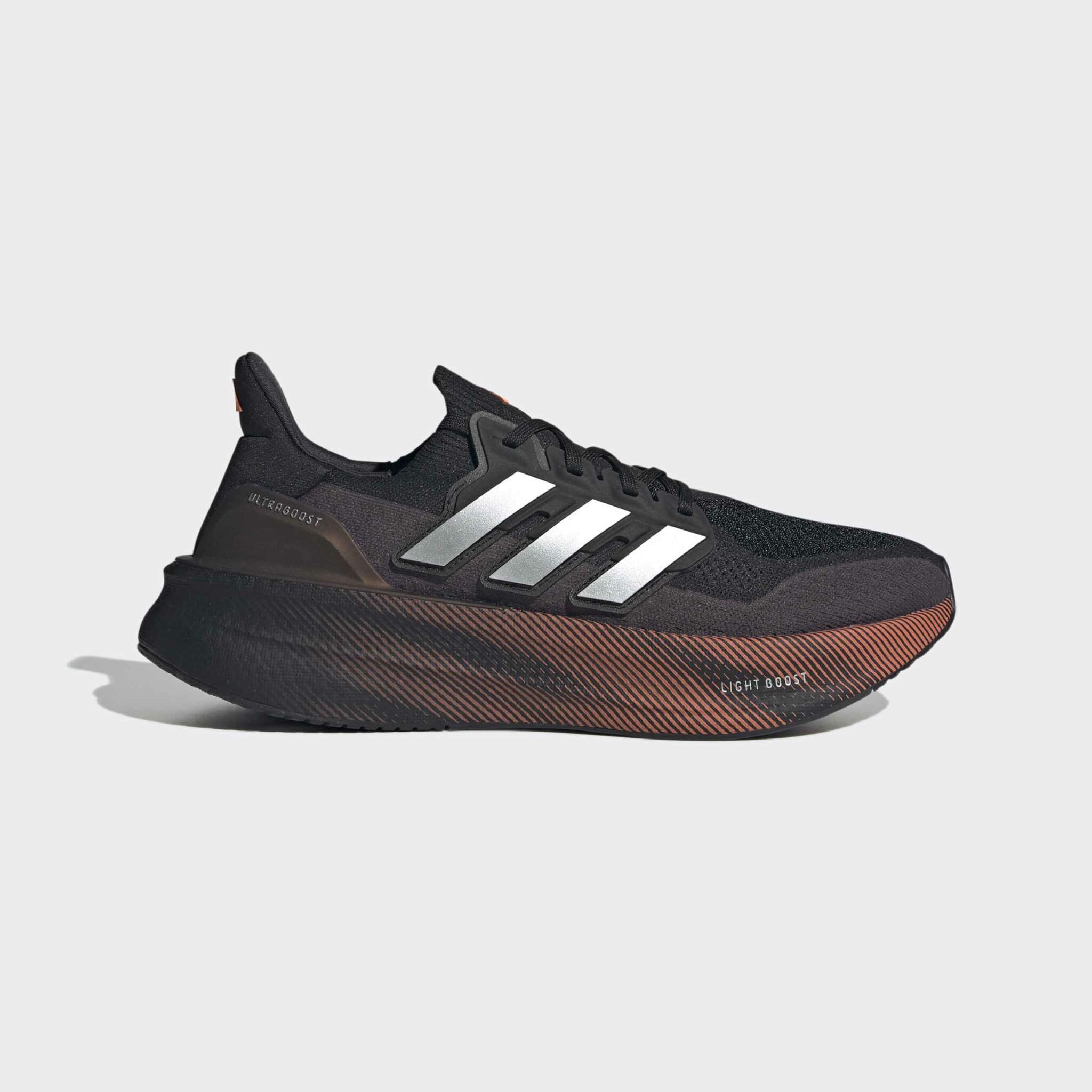 ADIDAS ULTRABOOST 5 svartur/appelsínugulur